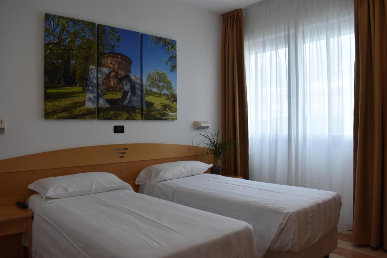 Hotel Portavaldera Peccioli Экстерьер фото