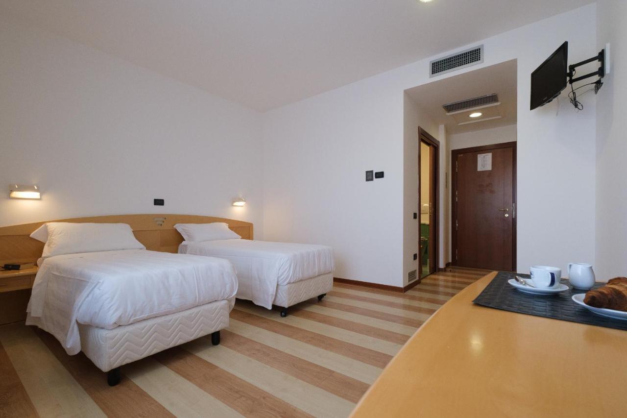 Hotel Portavaldera Peccioli Экстерьер фото