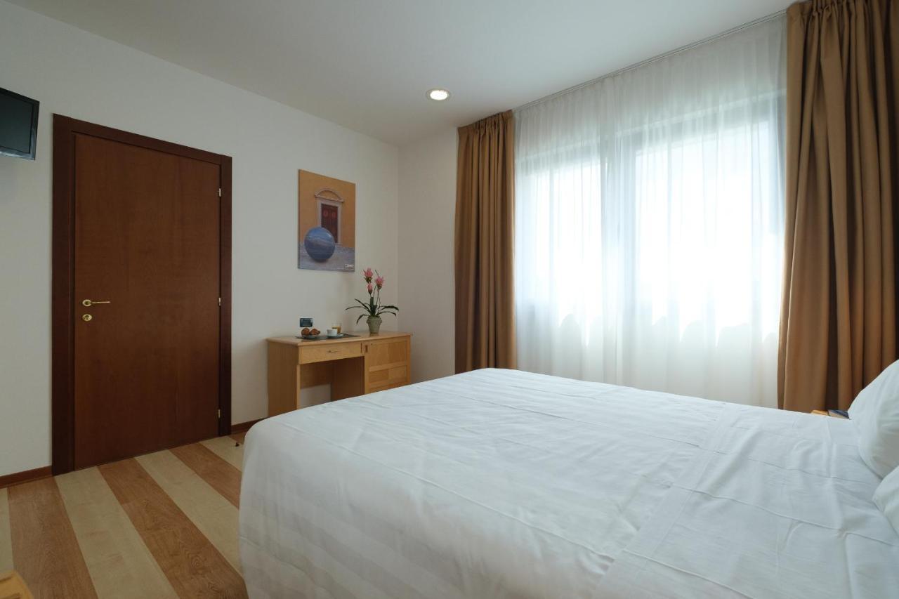 Hotel Portavaldera Peccioli Экстерьер фото